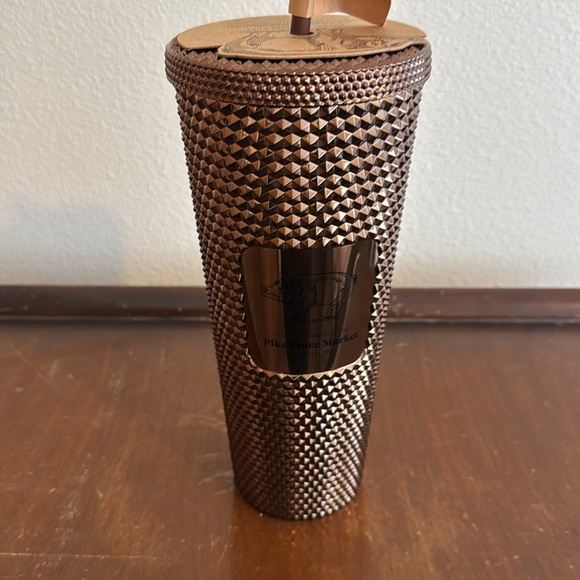 Pike Place Starbucks Studded Tumbler - Picture 3 of 8